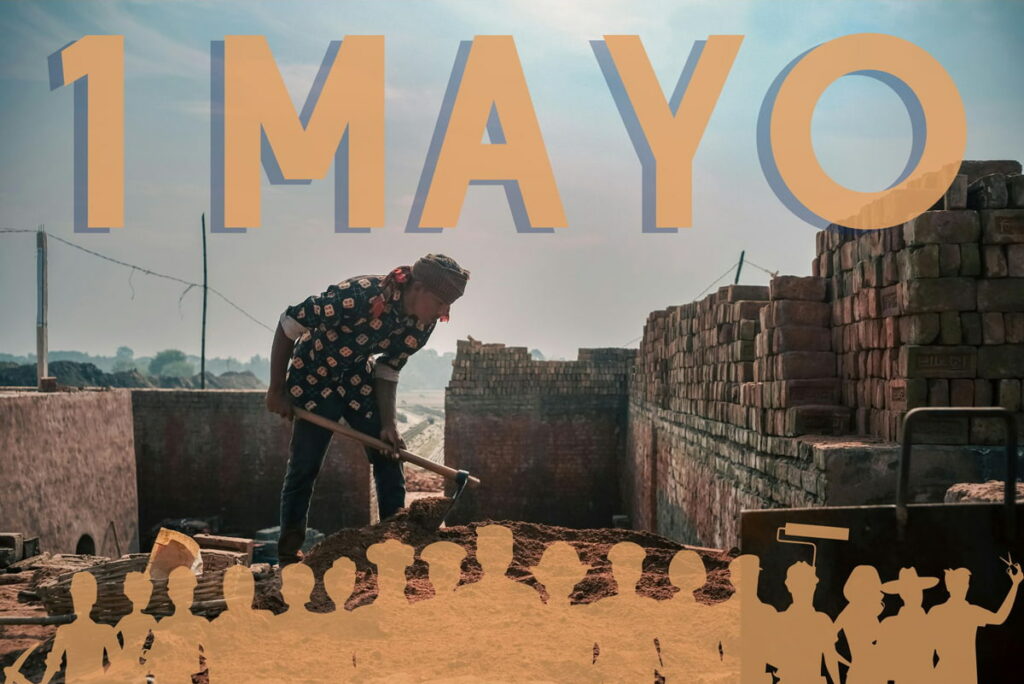 Imagen de un trabajador empobrecido con la imagen superpuesta de trabajadores en la lucha del 1 de mayo
